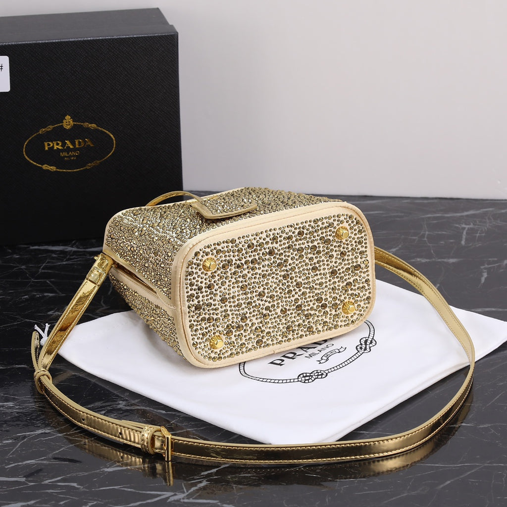 2XPD265B Popular    leather bag 