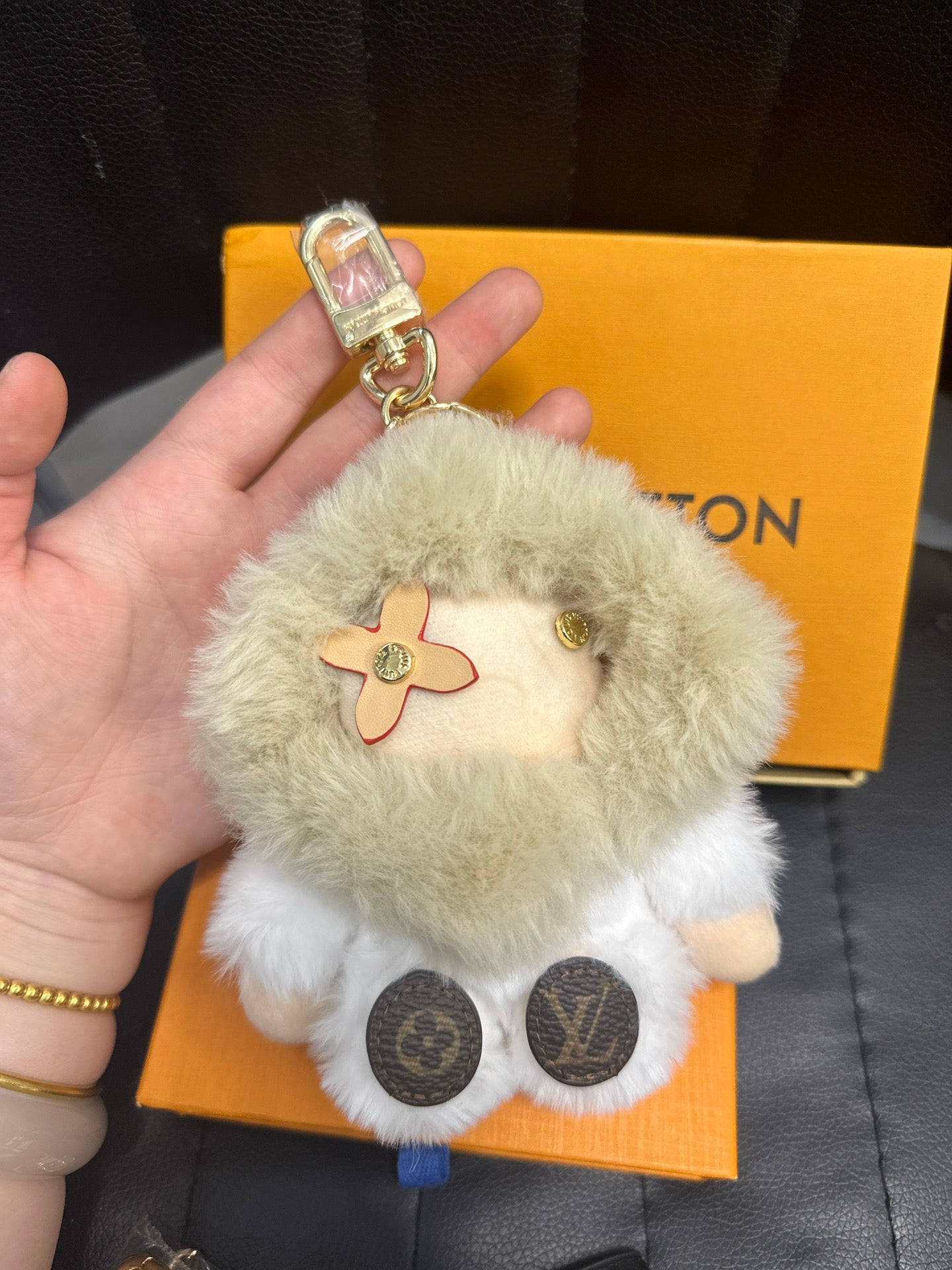 336BE25A Popular bag 's charms accessories