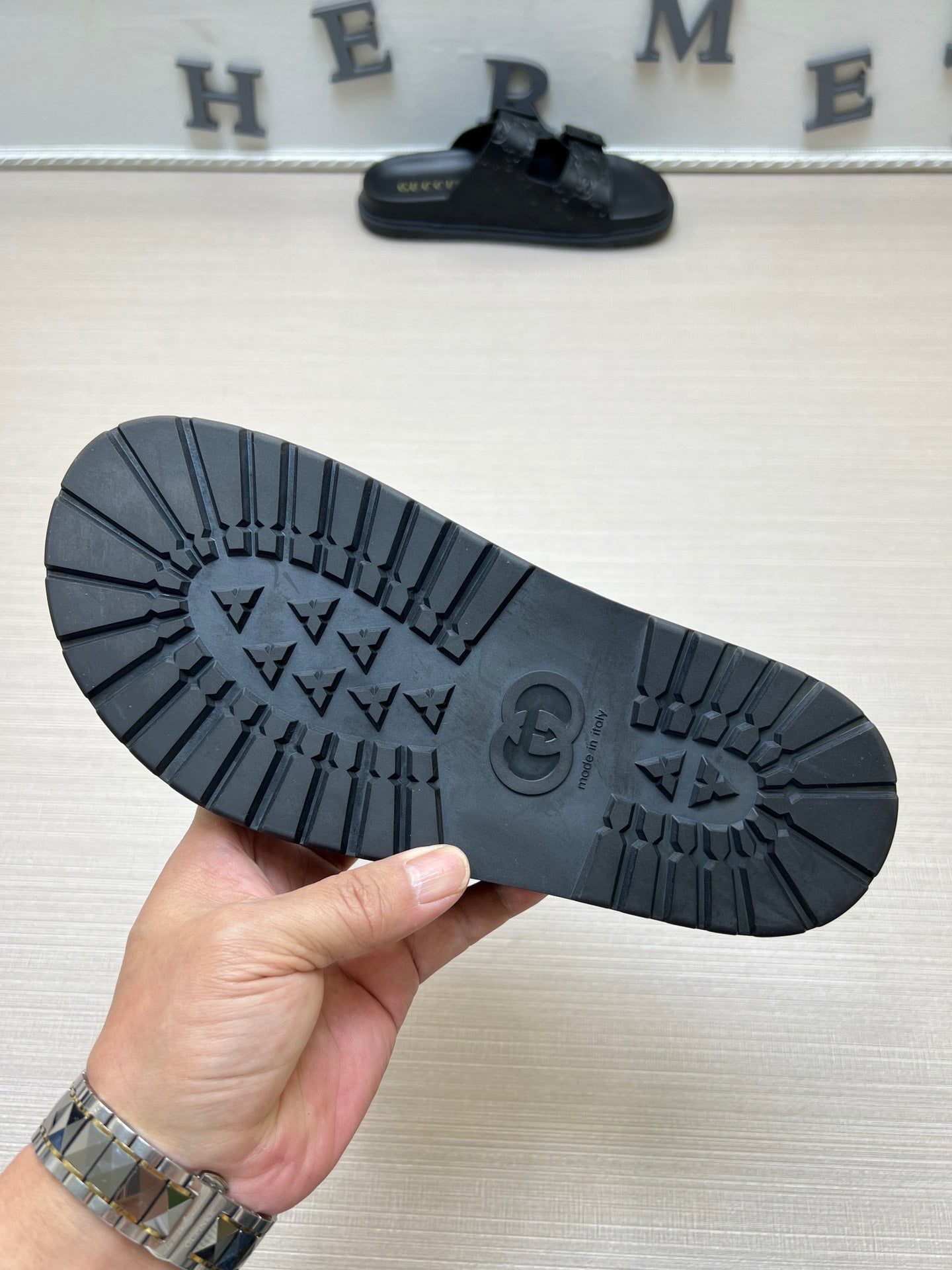 54B91Z Popular slippers