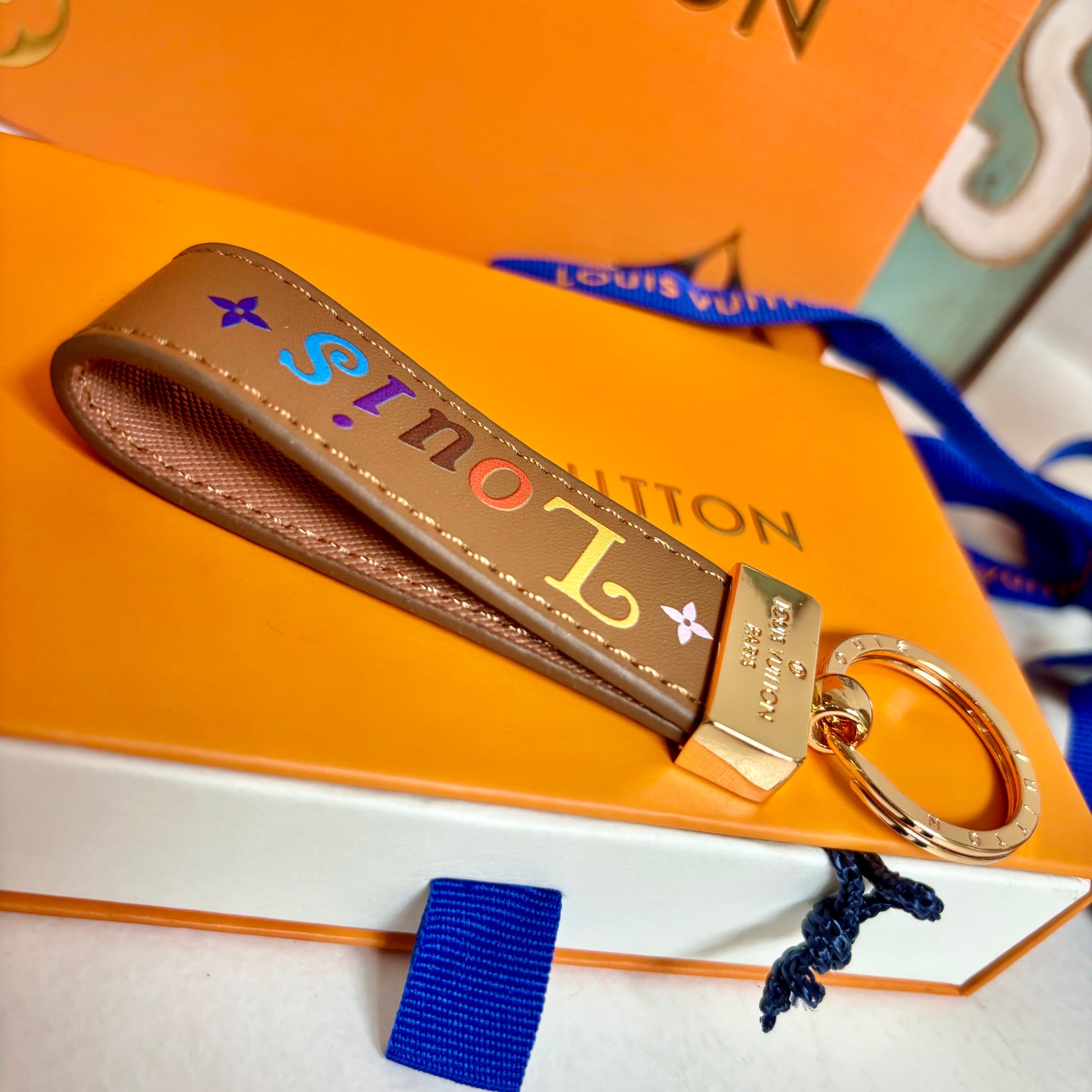 35QE10A Popular bag 's charms accessories