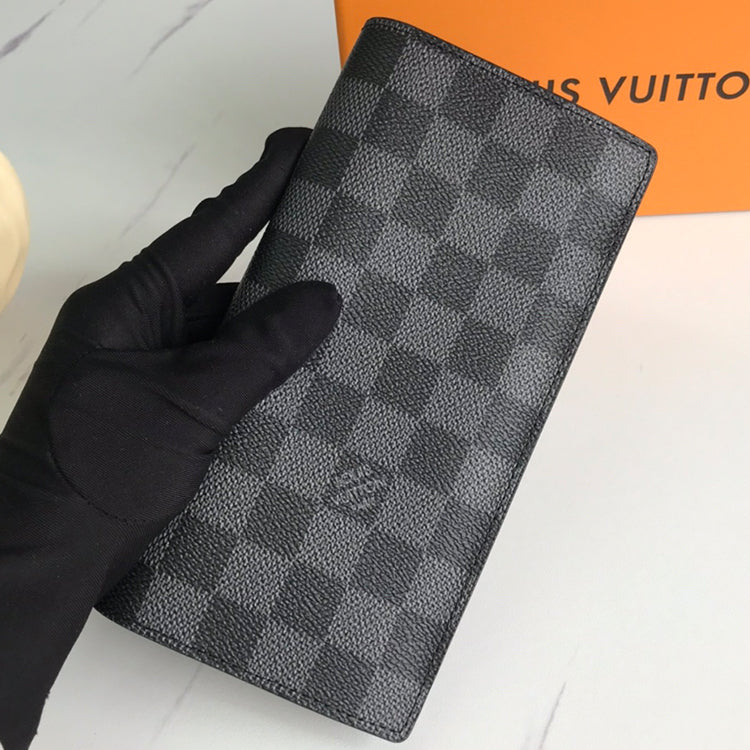 E2B Popular leather wallets