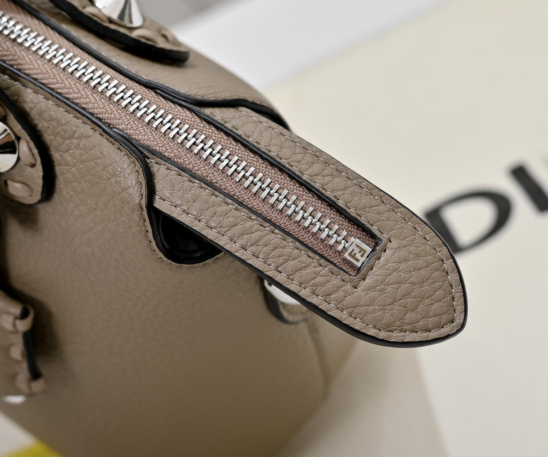 1WF109B Popular  leather bag