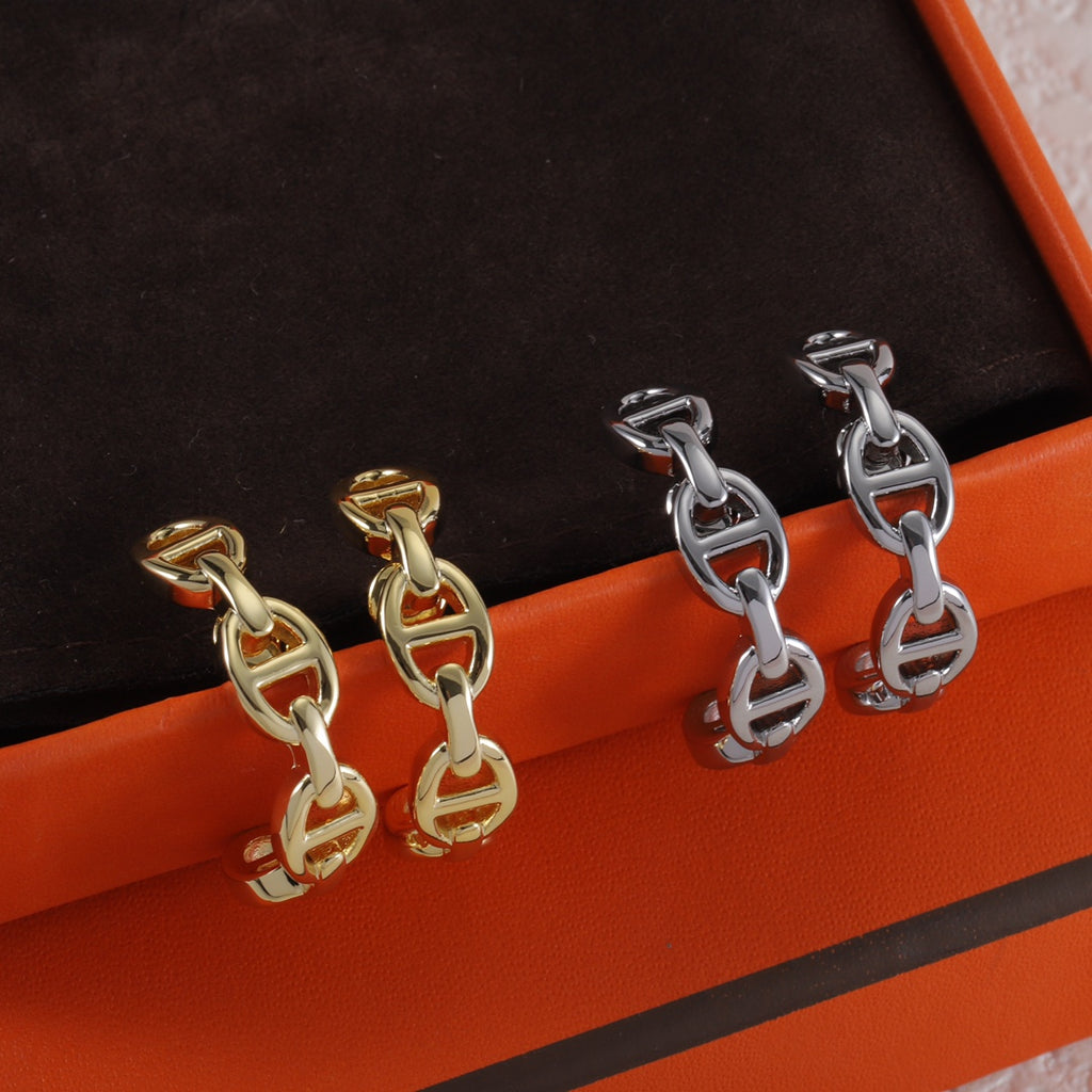 14H994E Popular Earrings