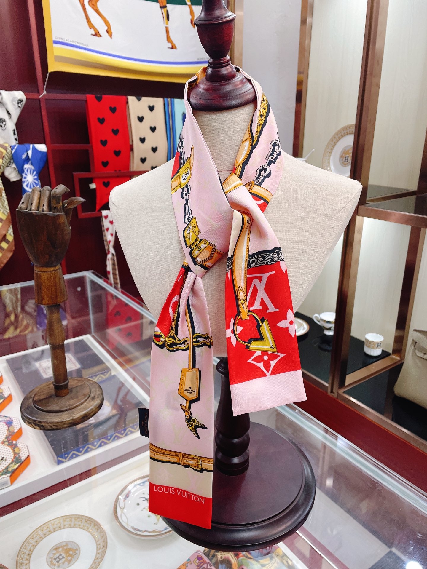 1ZE181W Popular Silk Scarve