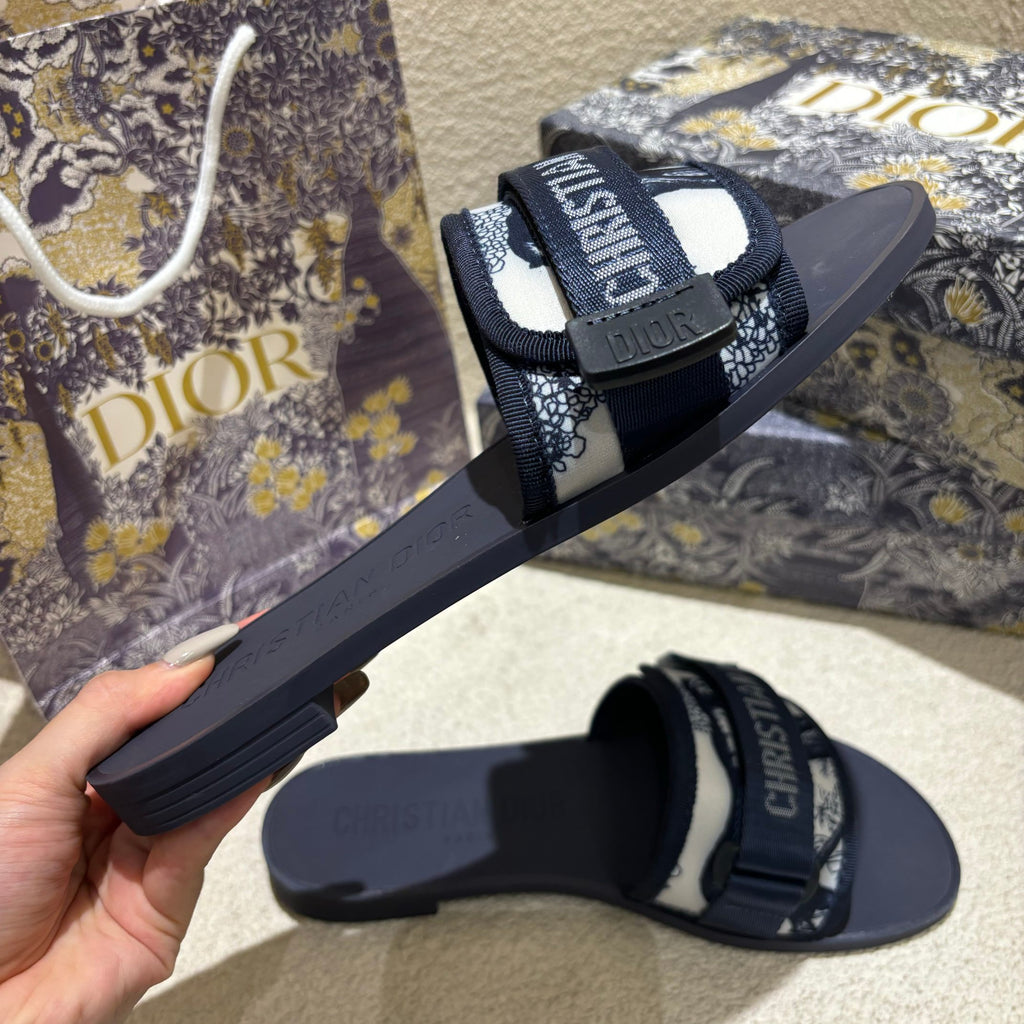 14D17Z Popular slippers