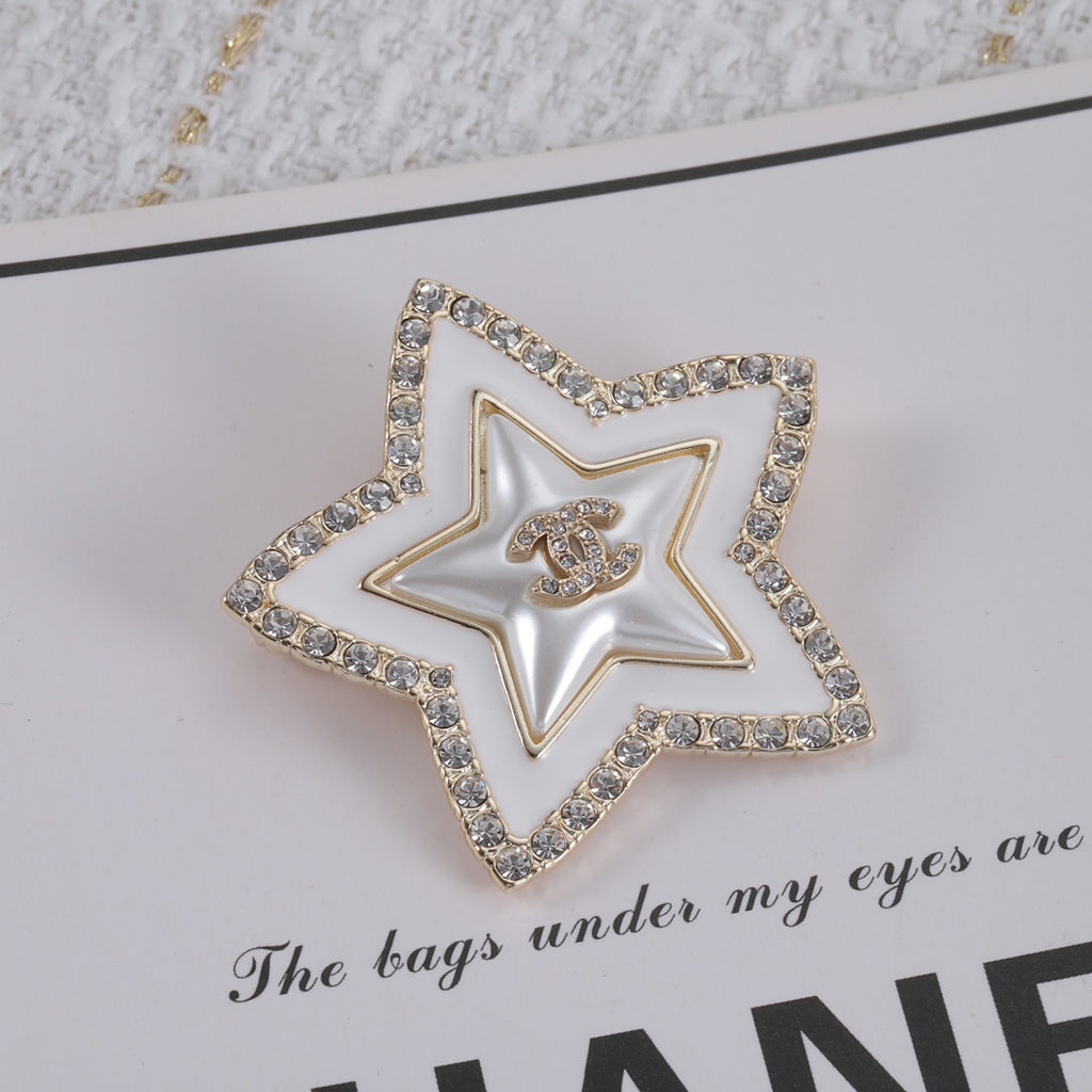 14C1082X    Popular  Brooch