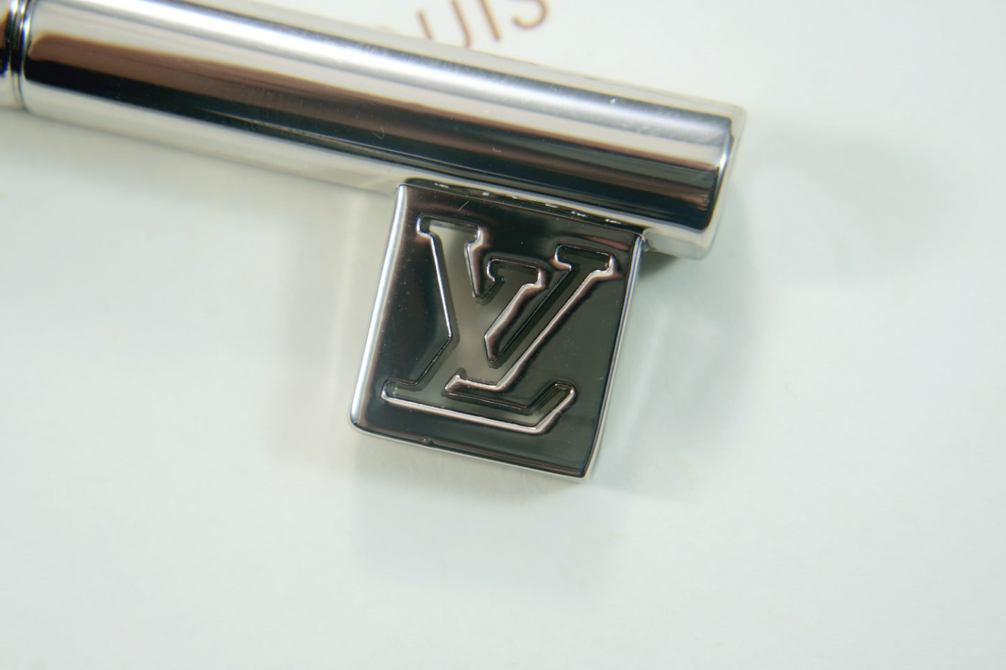 3RE20A  Popular key closure