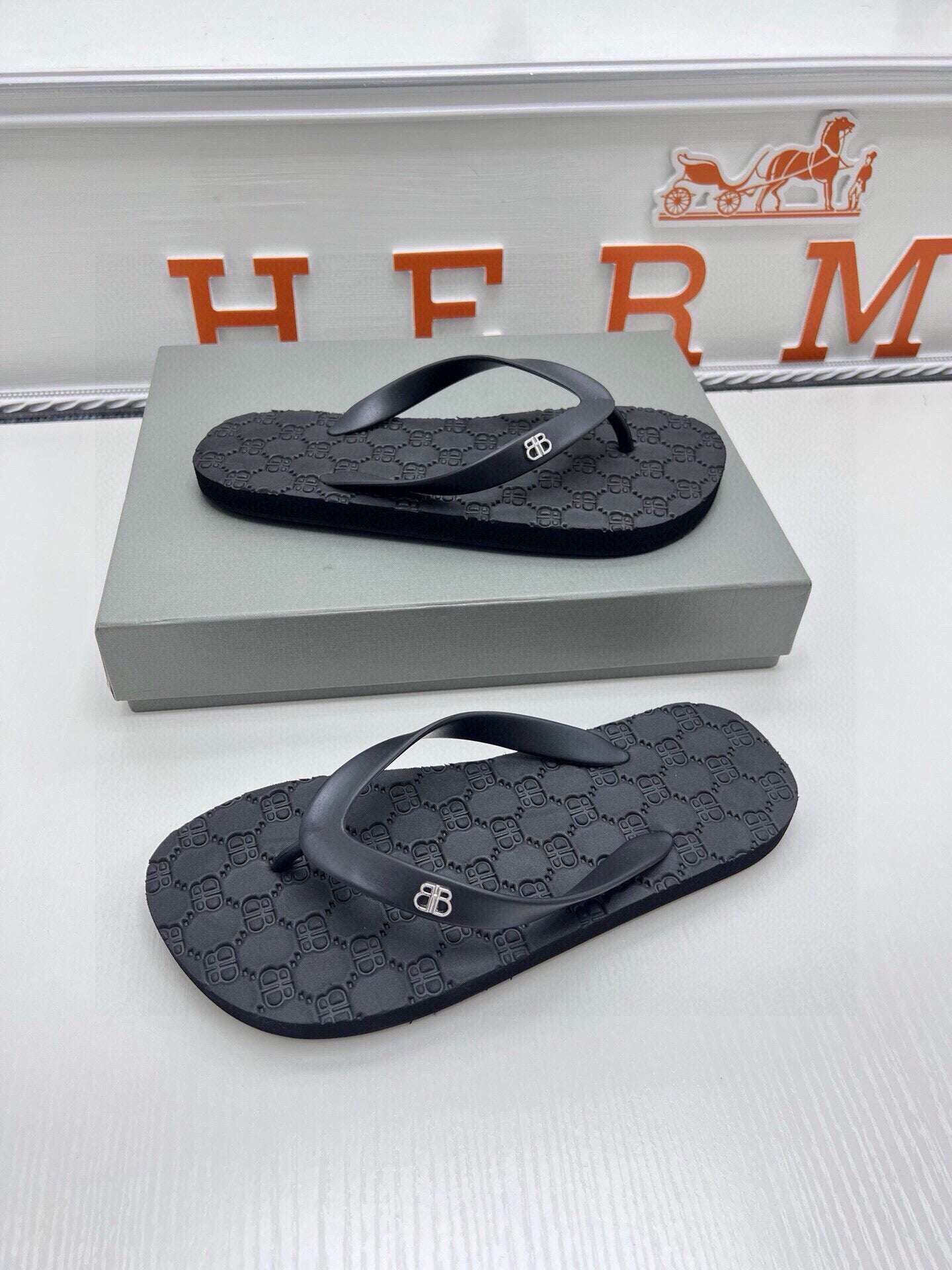 535ZJ297Z Popular Slippers