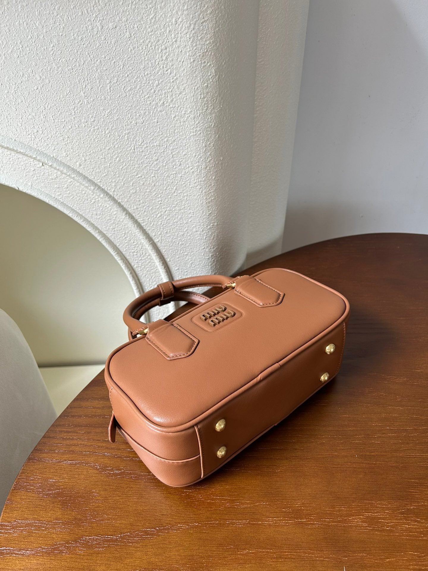 B1P46A156 Popular leather bags