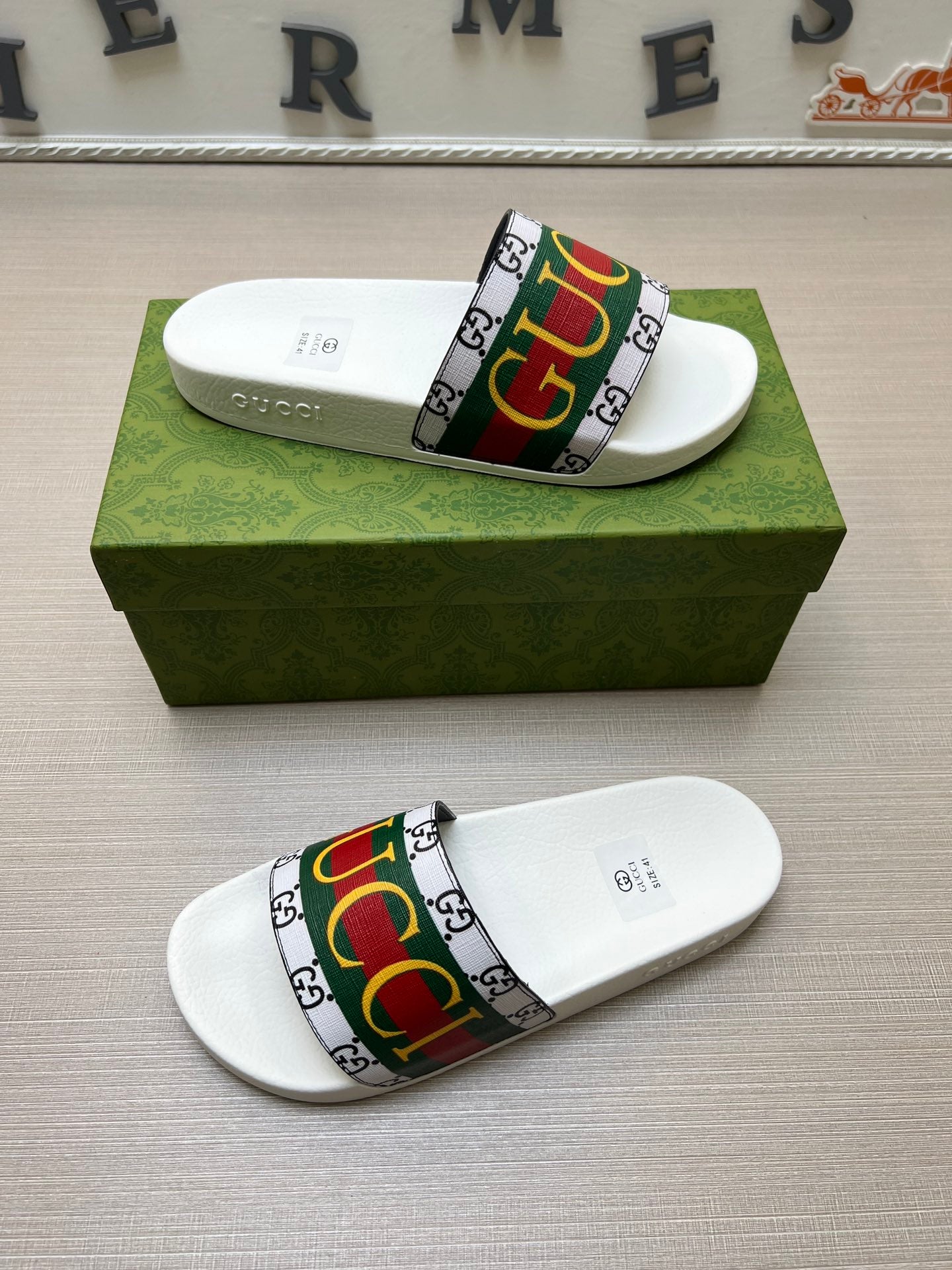 5LB232Z Popular Slippers