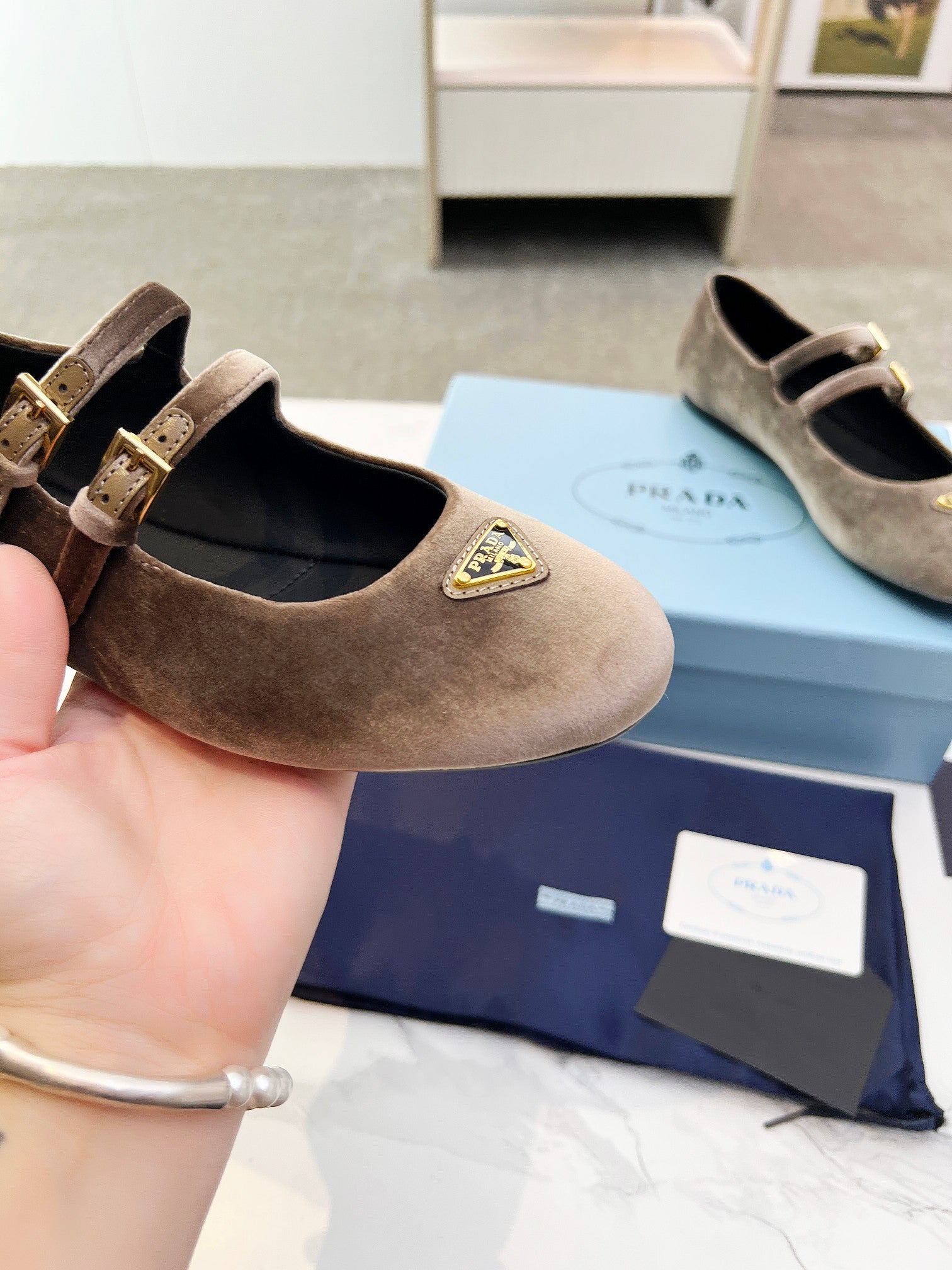 2105QP404Z Popular high-quality Shoes