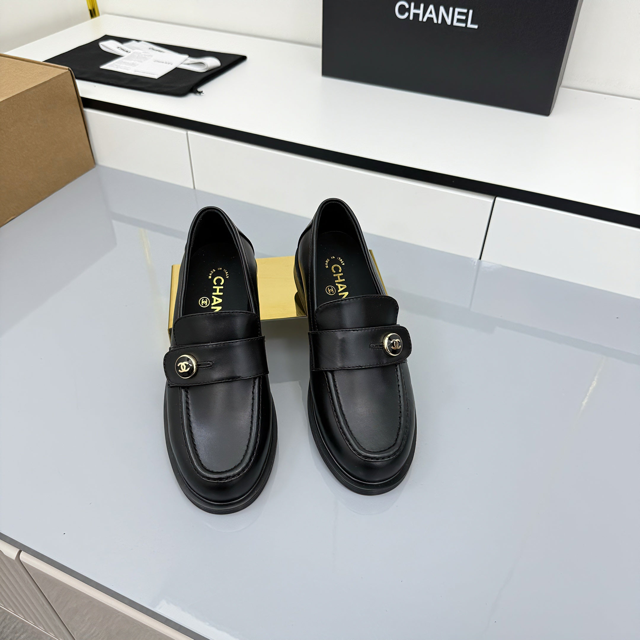 2105QC390Z Popular high-quality leather Shoes