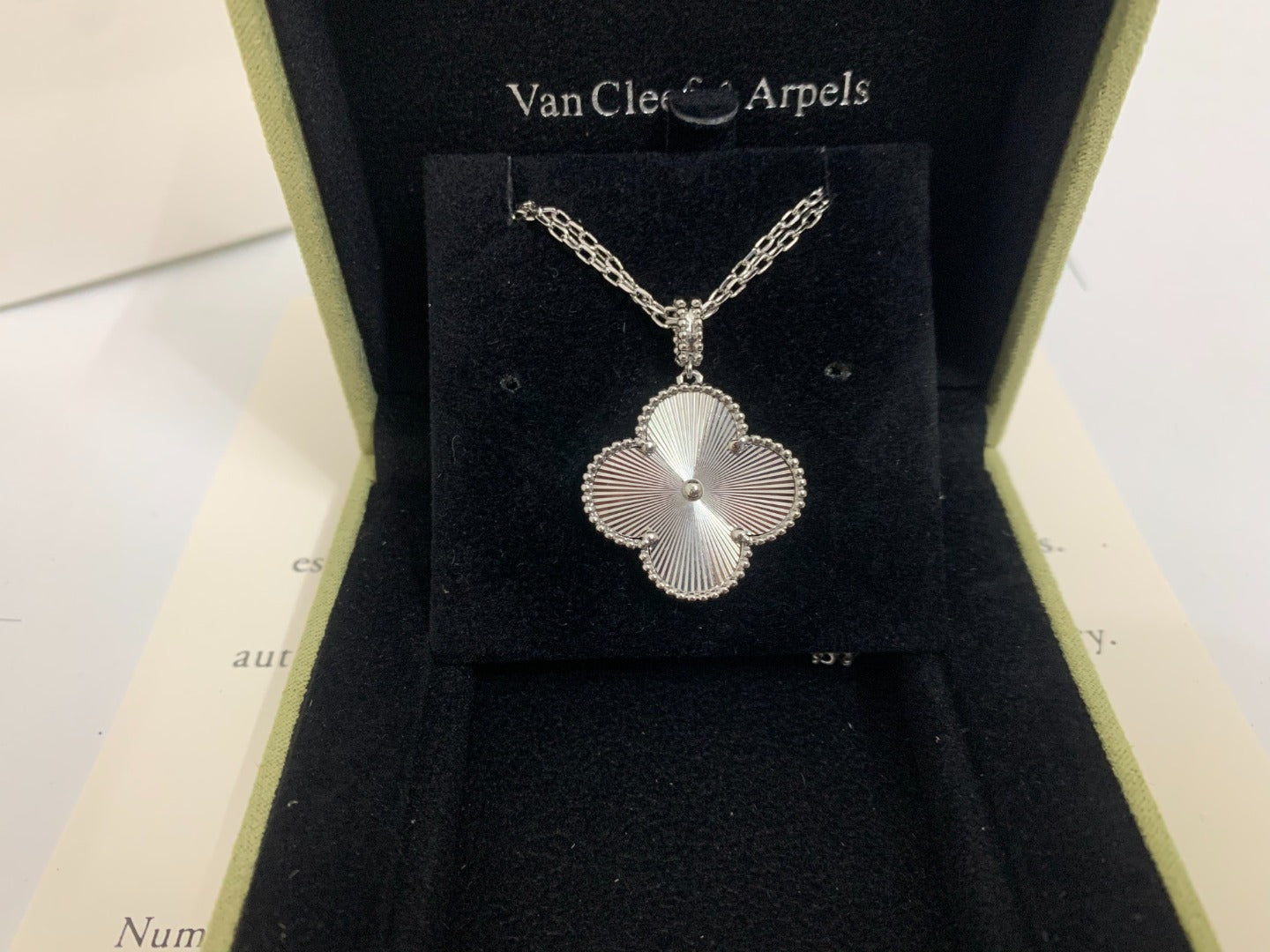 5XVA158X Popular  jewelry