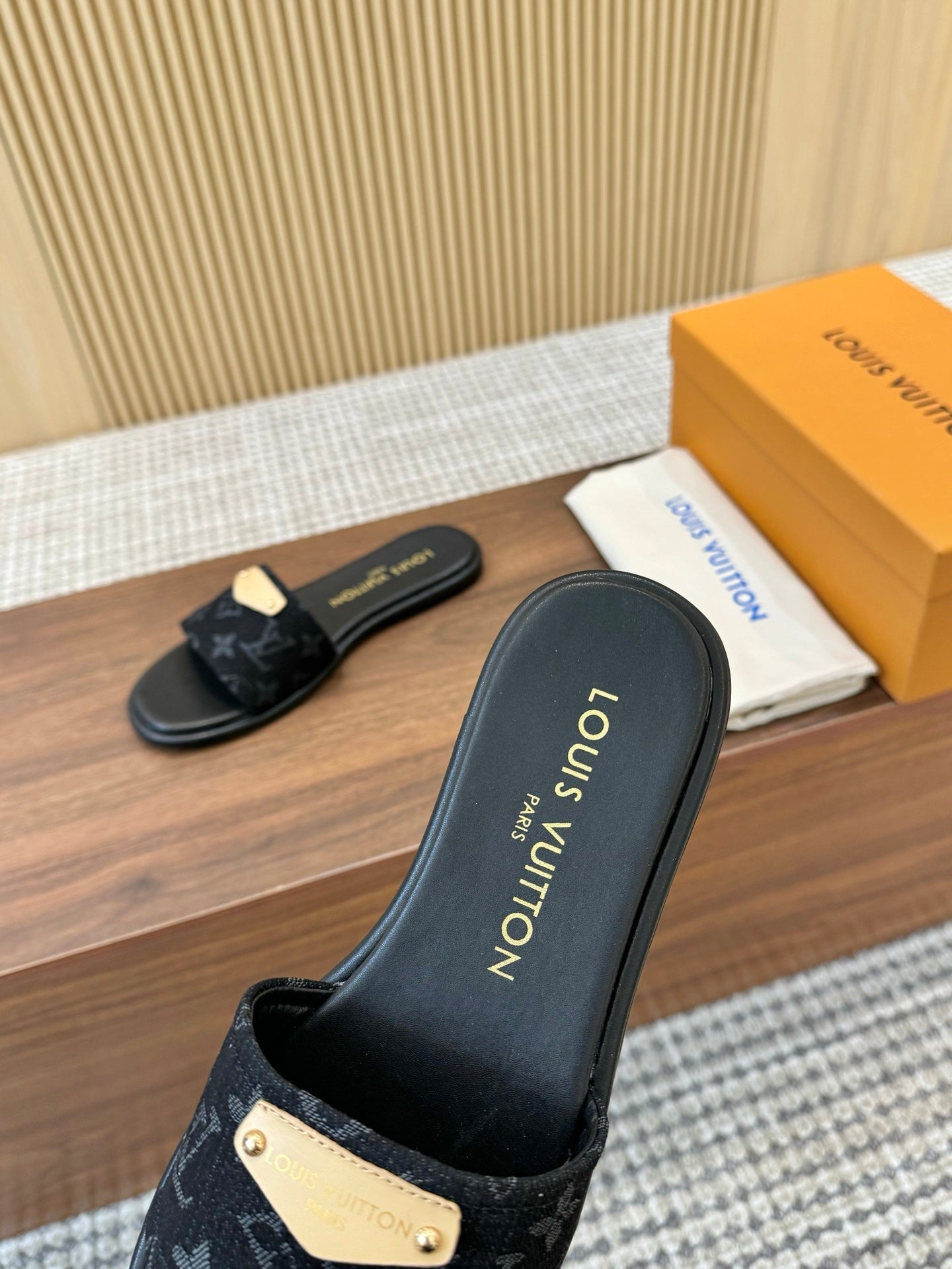 245RE3Z Popular high-quality shoes