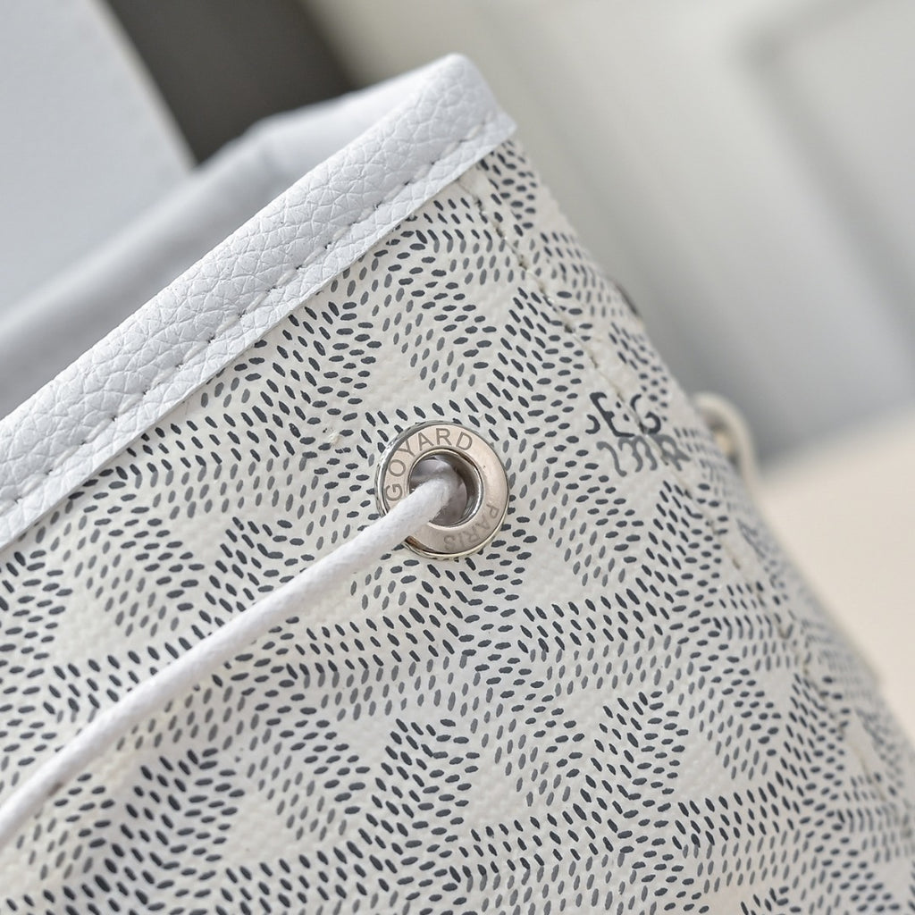 1WA105B Popular bag