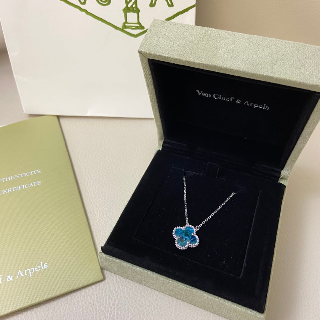 55QVA232X Popular Necklace