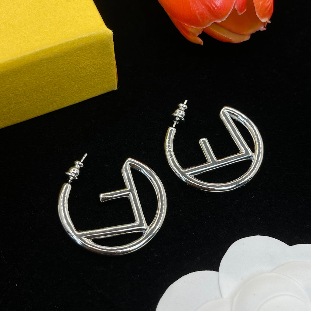 14F647E Popular  Earrings