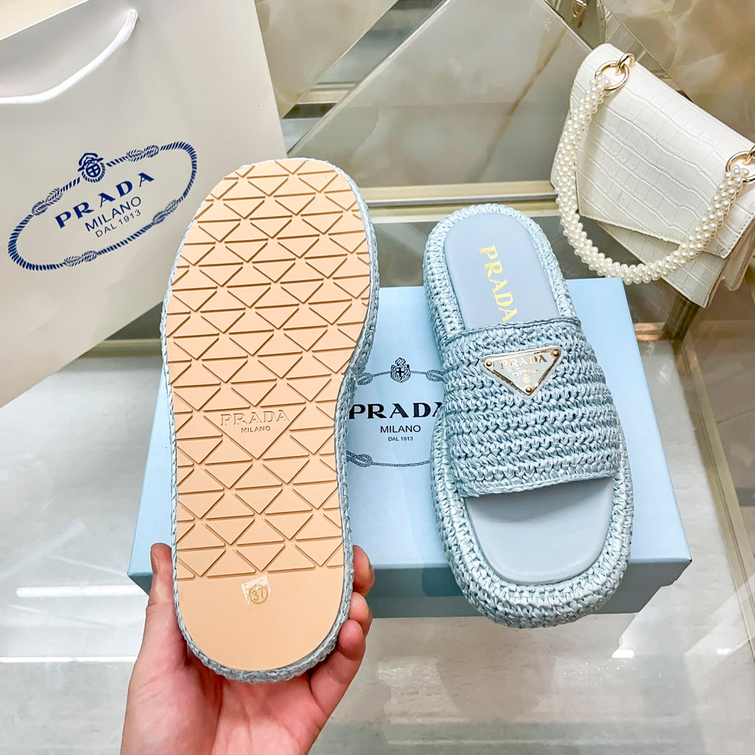 14PD22Z Popular slippers