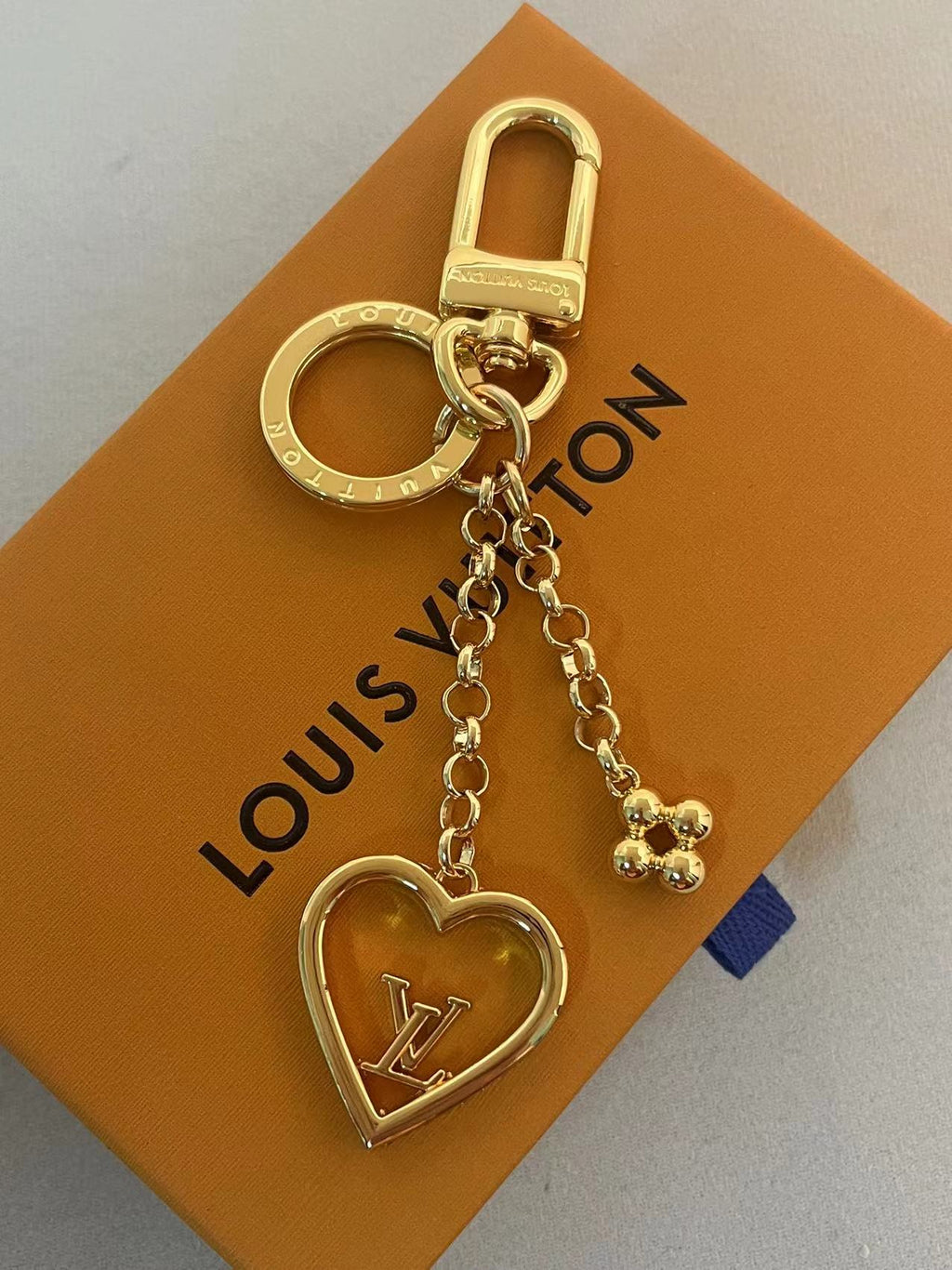 35ZE44A Popular bag 's charms accessories
