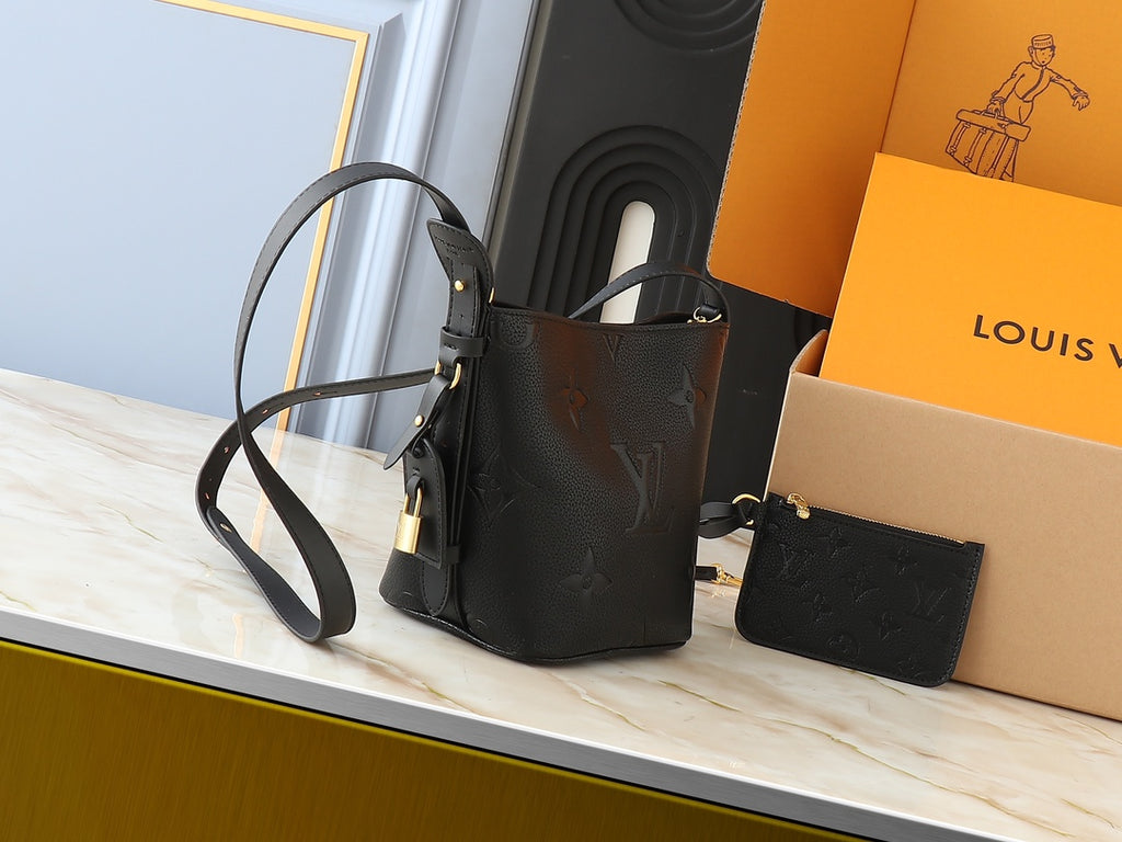 2WE3B Popular  leather bag