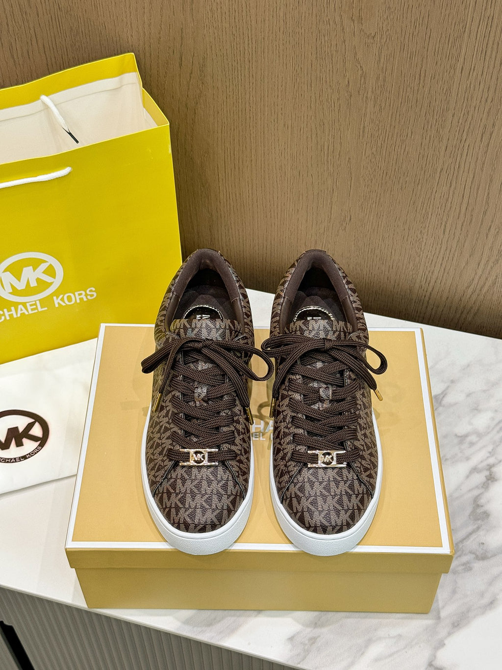 285ZA48Z Popular high-quality shoes