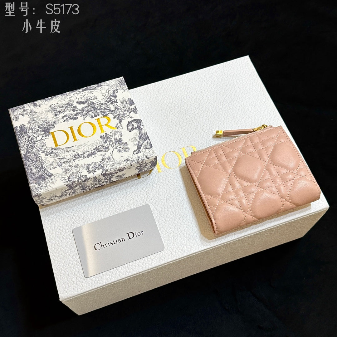 15RD134B Popular Wallets
