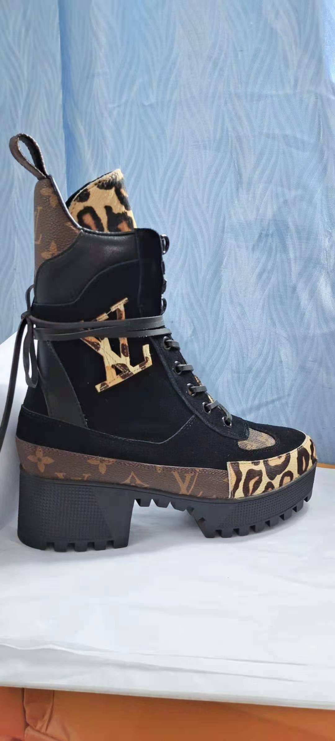 2XB205Z Popular leather boot (top layer leather lining)