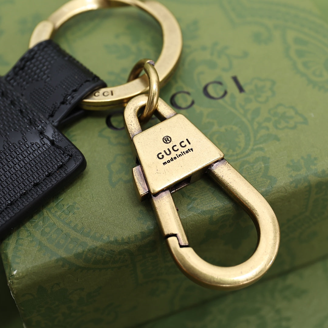 35ZB102A Popular bag 's charms accessories