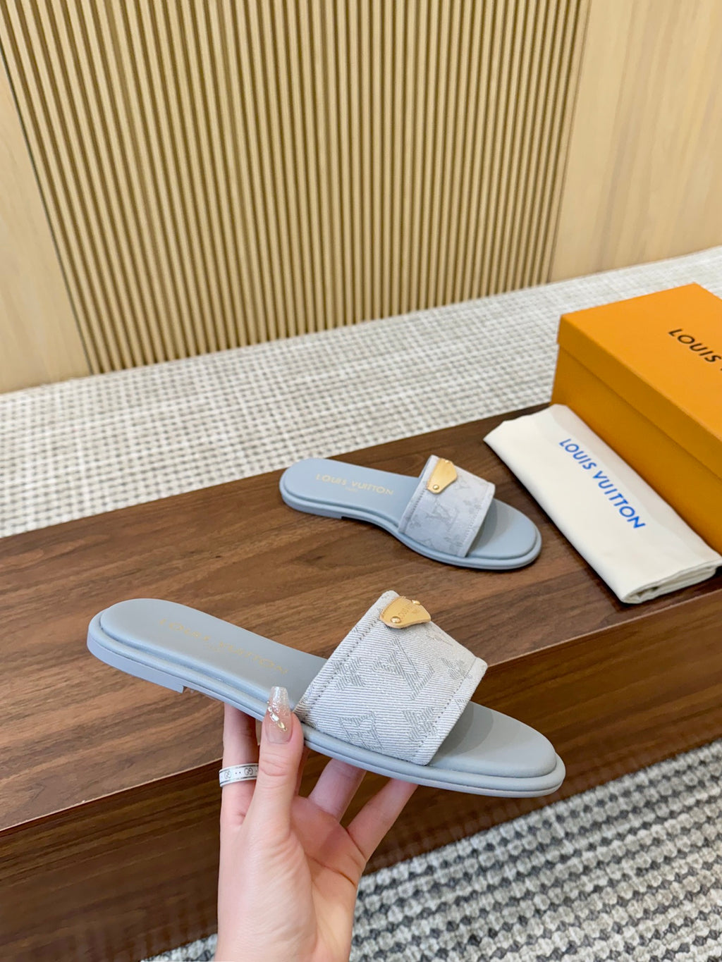 245RE3Z Popular high-quality shoes