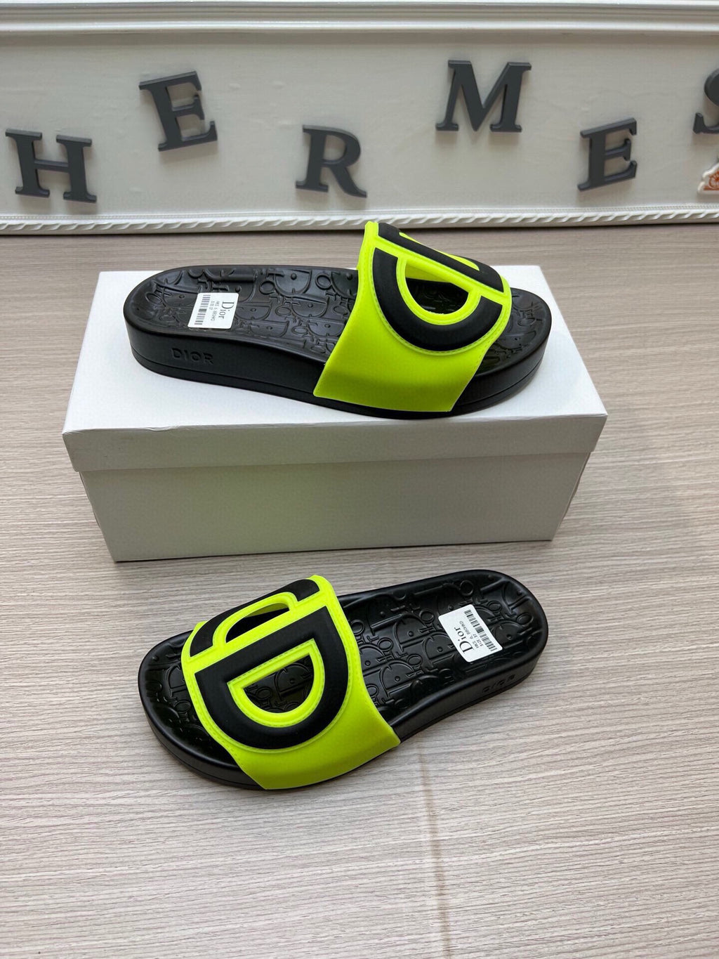 5LD213Z Popular Slippers