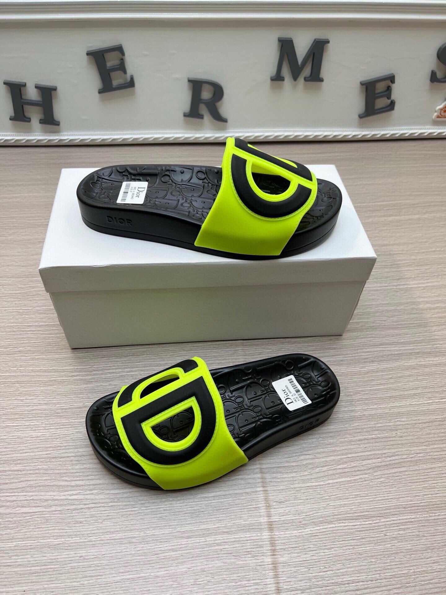 5LD213Z Popular Slippers