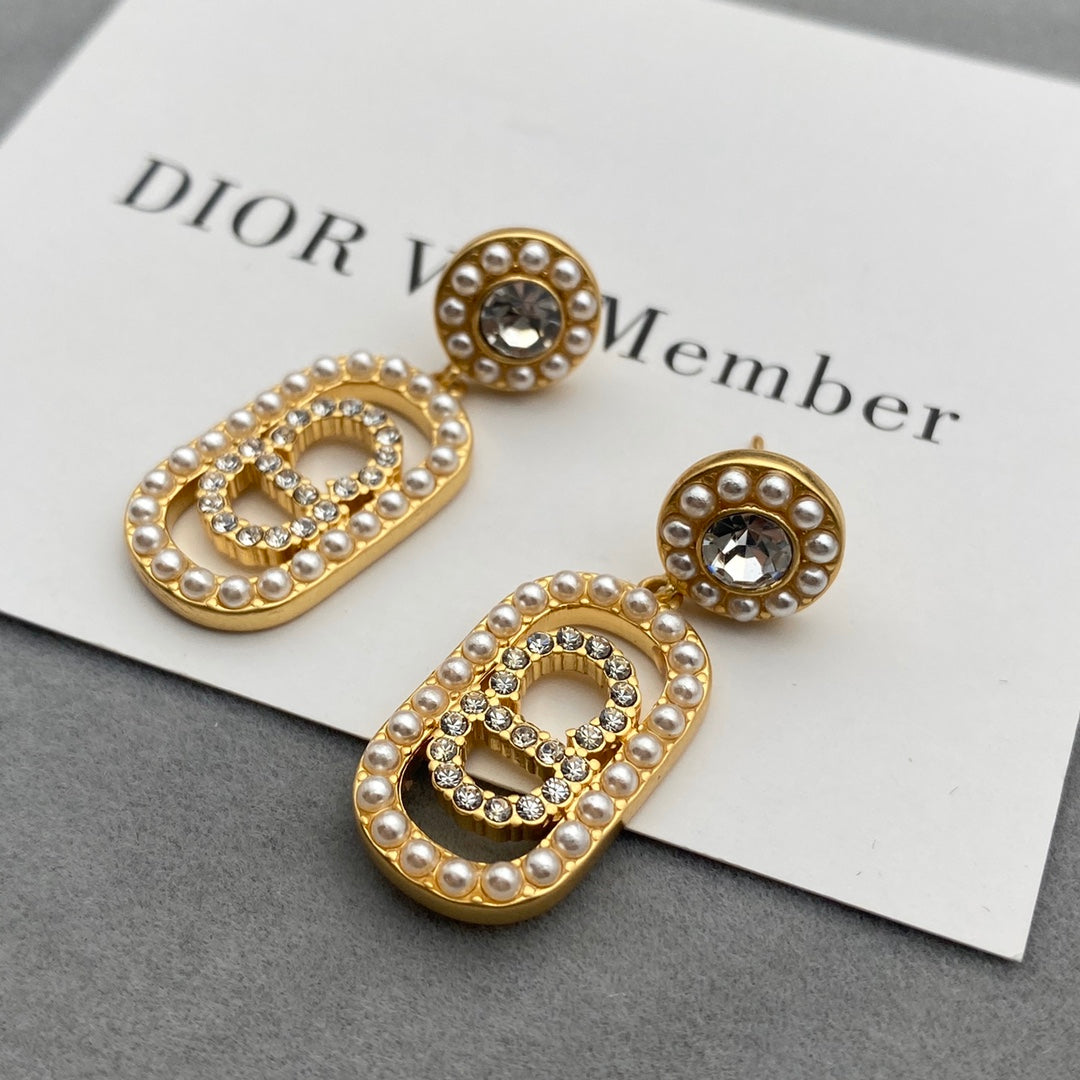 1NC208E Popular    Earrings
