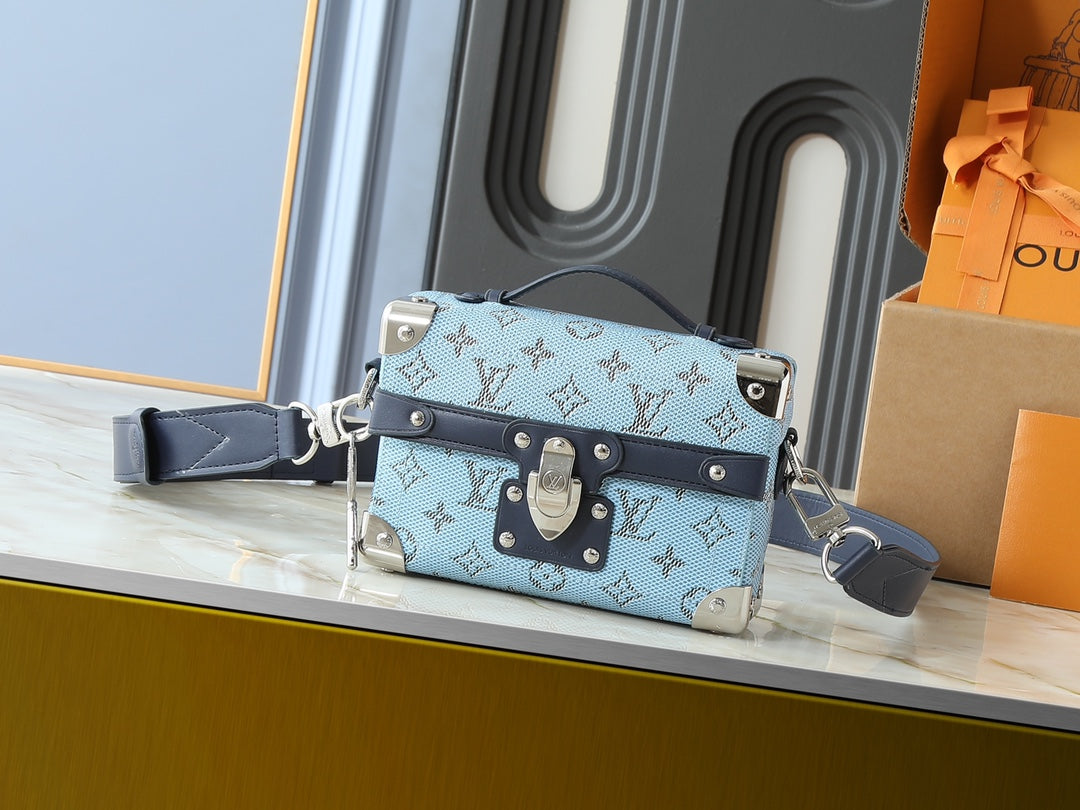 15RE47B  Popular  leather bag
