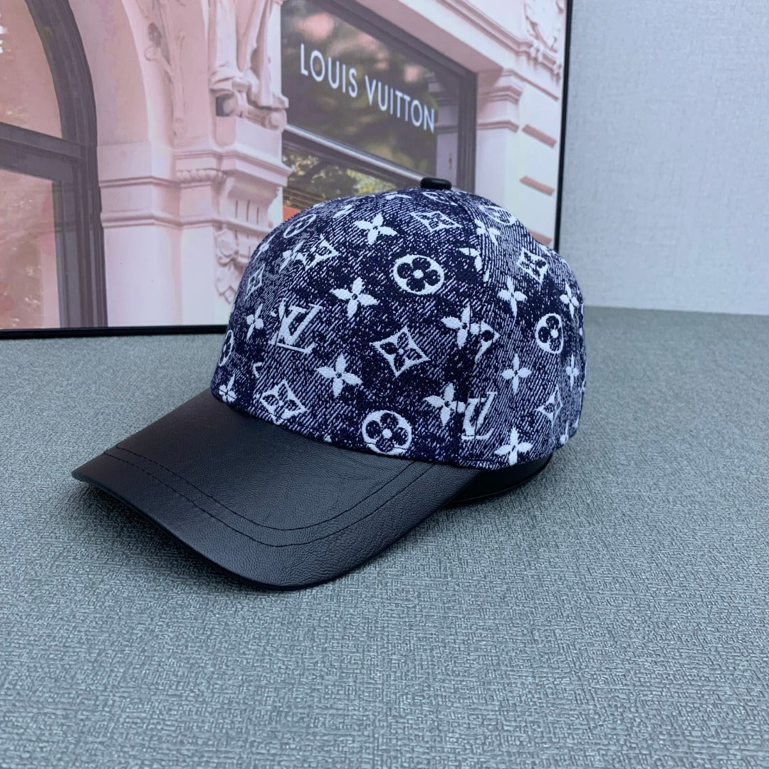 15QE18M Popular hats