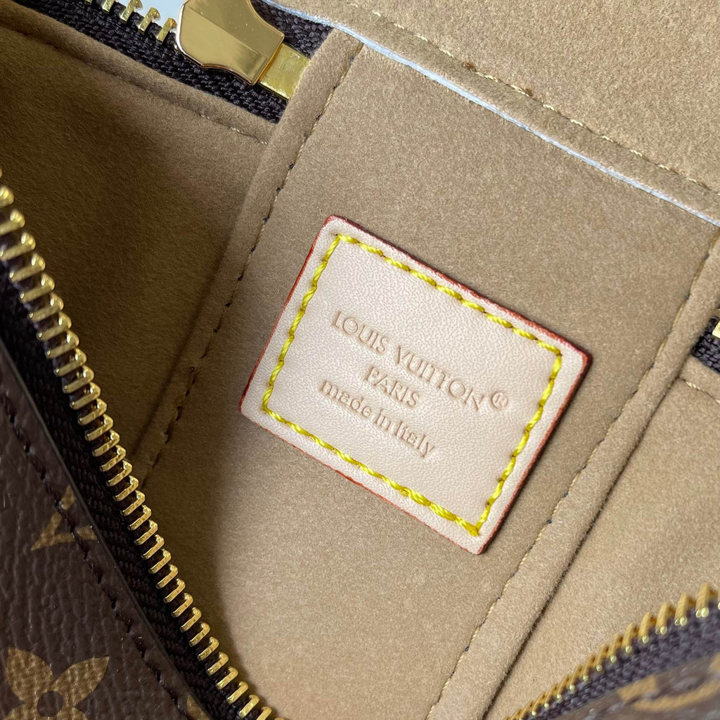 156NE20B Popular leather bag
