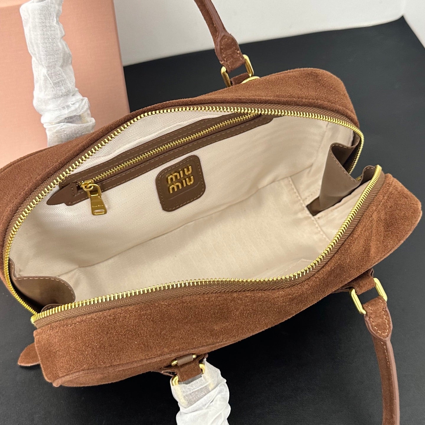 146PA153B Popular leather bags