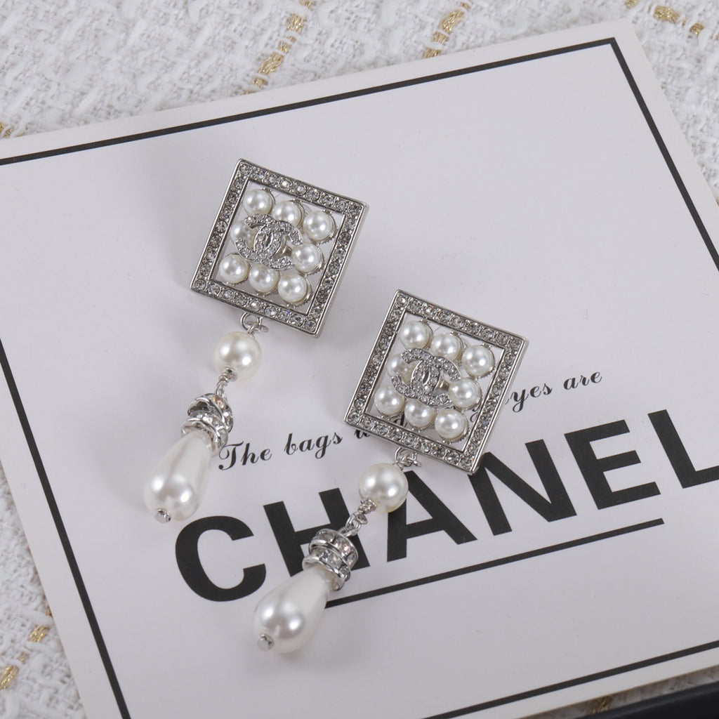 14C376E Popular Earrings