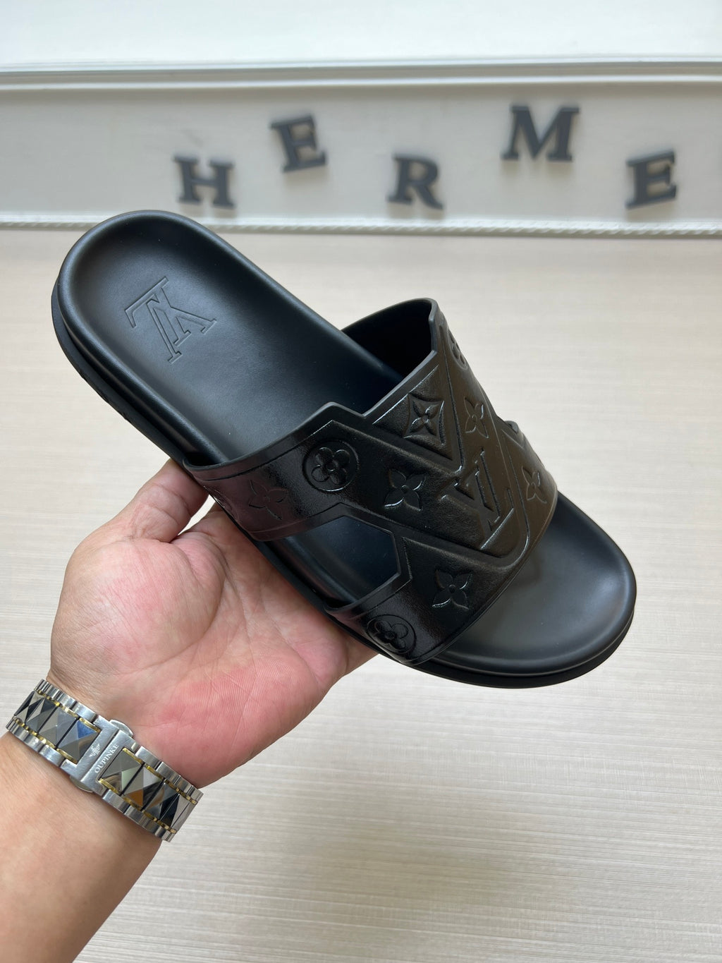 54E67Z Popular slippers
