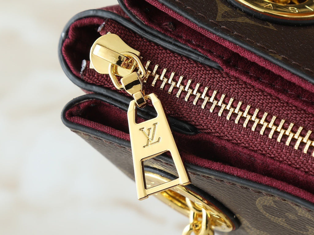 136PE75B Popular leather bag