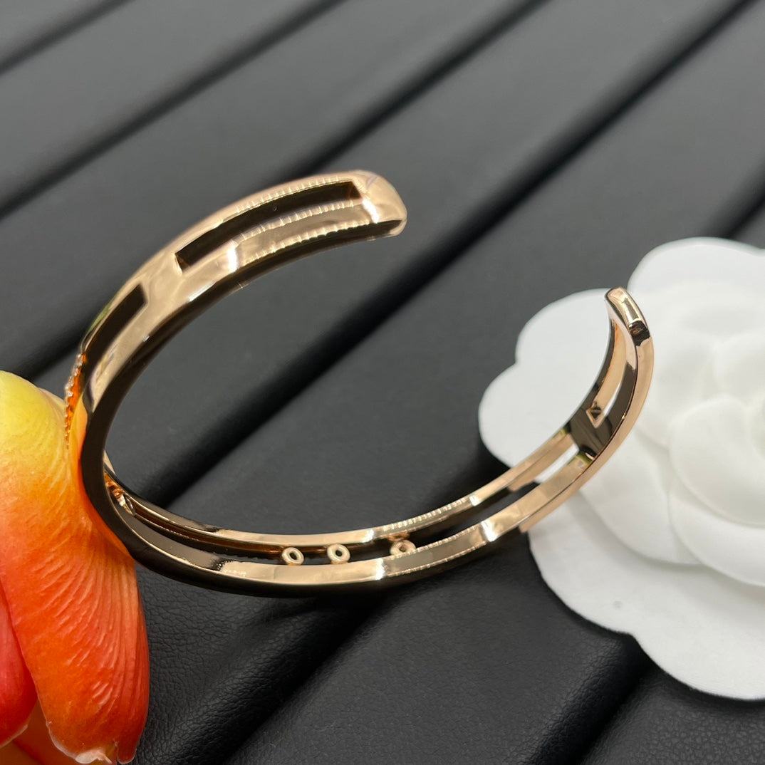14A762K  Popular Bracelets