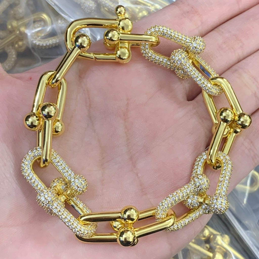 8XT32X  Popular   Earring Bracelets Necklaces
