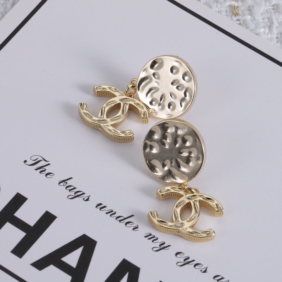 15QC7E Popular Earrings