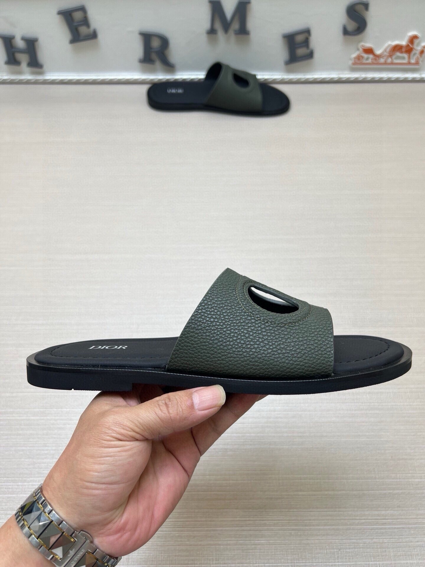535ZD306Z Popular Slippers