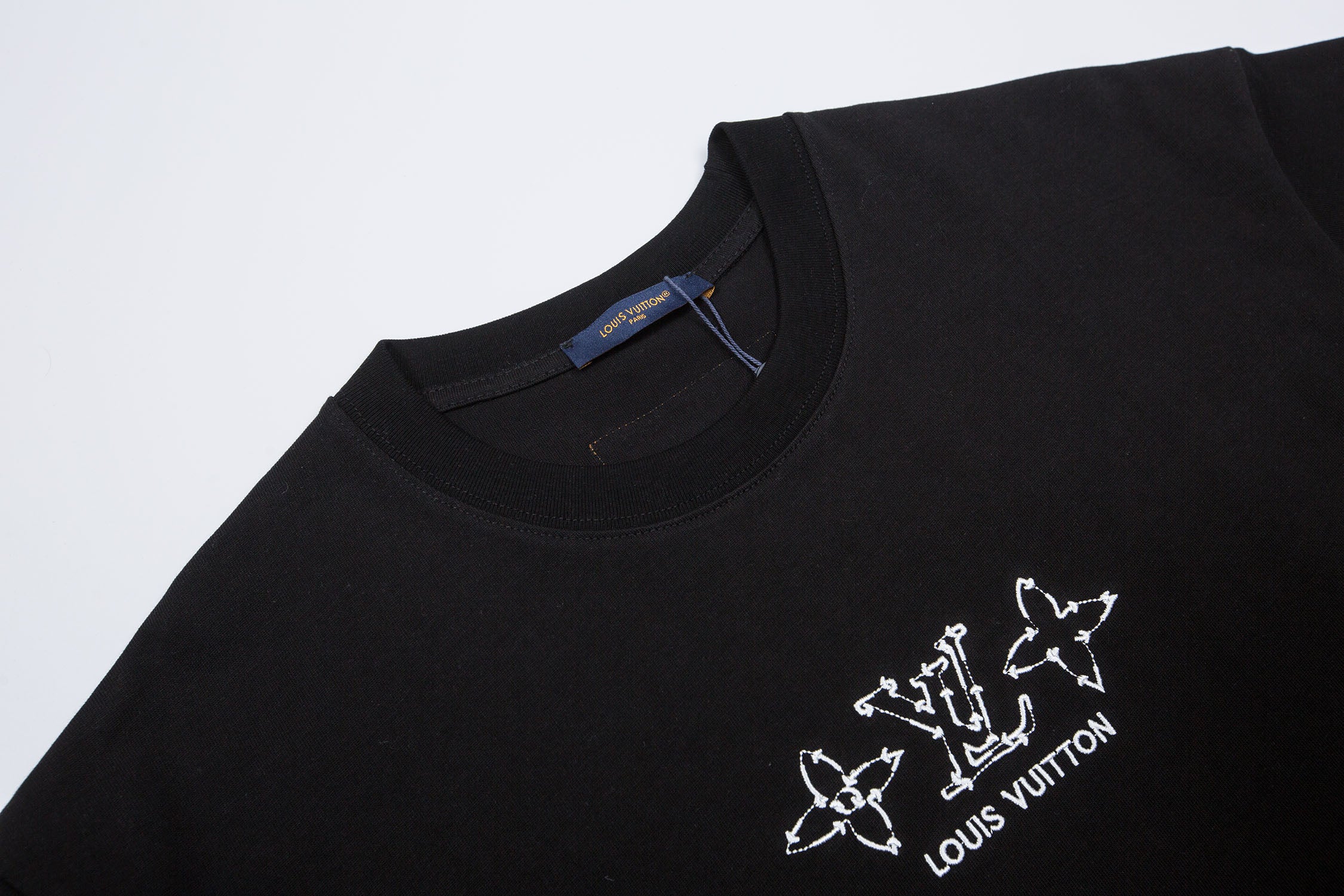 125WE7U  Popular T-shirts