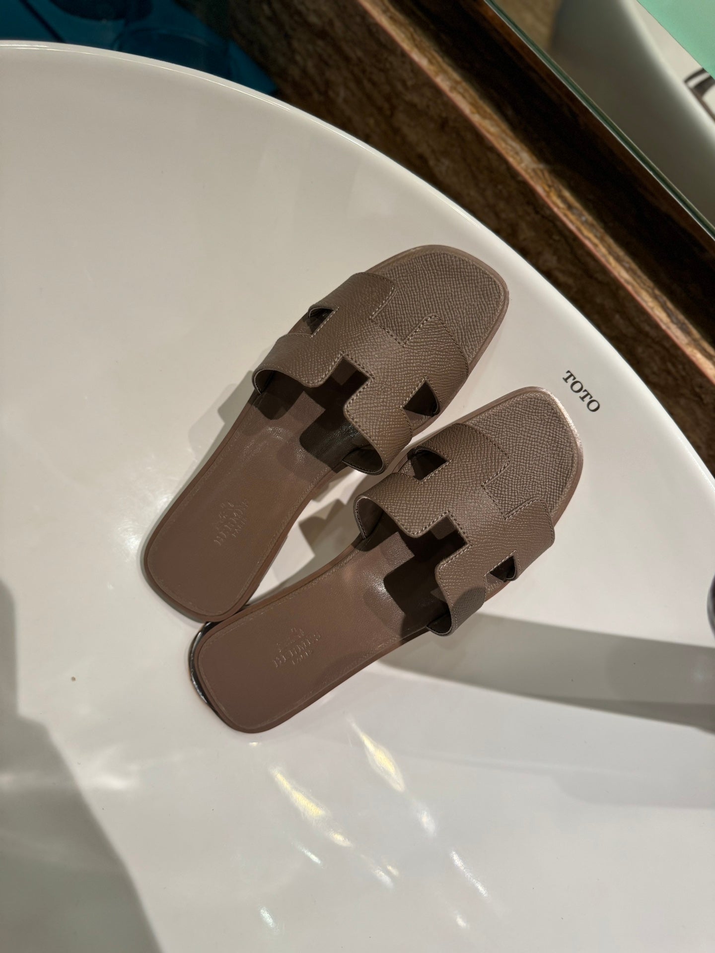 1ZH237Z Popular Slippers