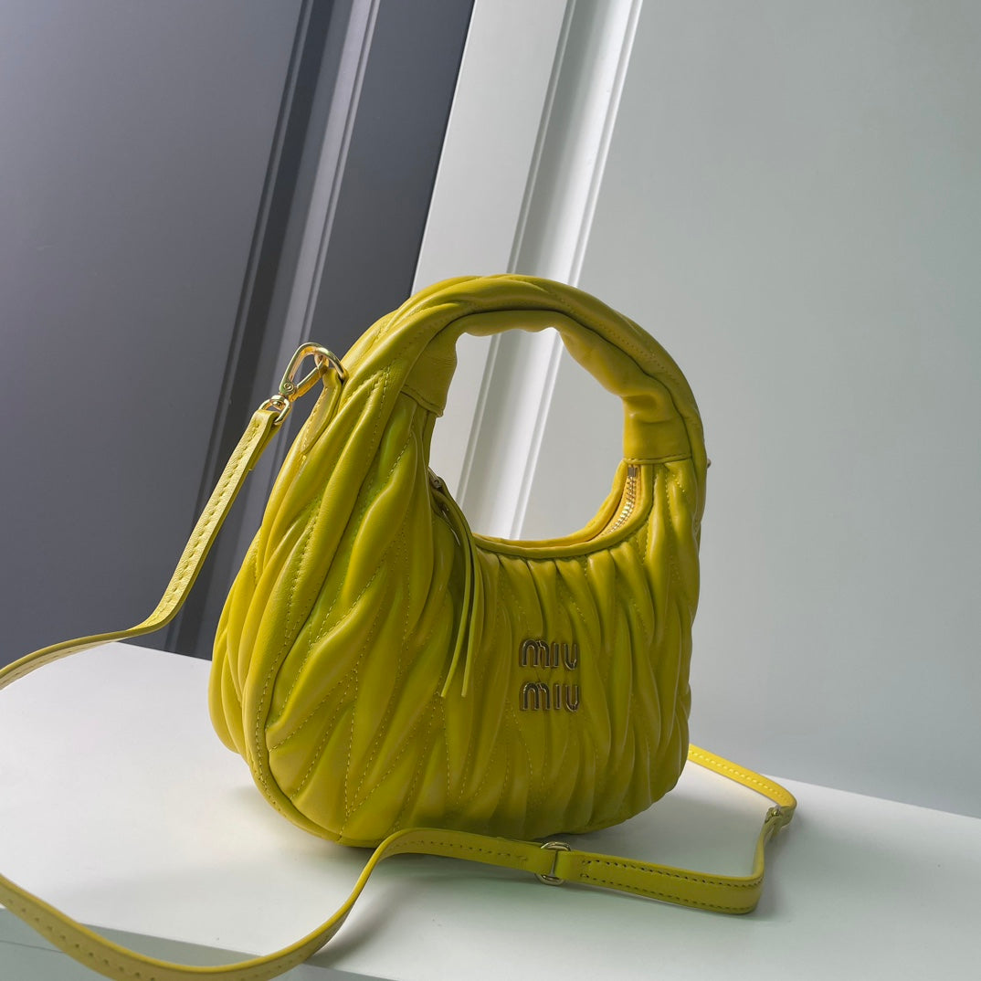 146PA116B Popular leather bag