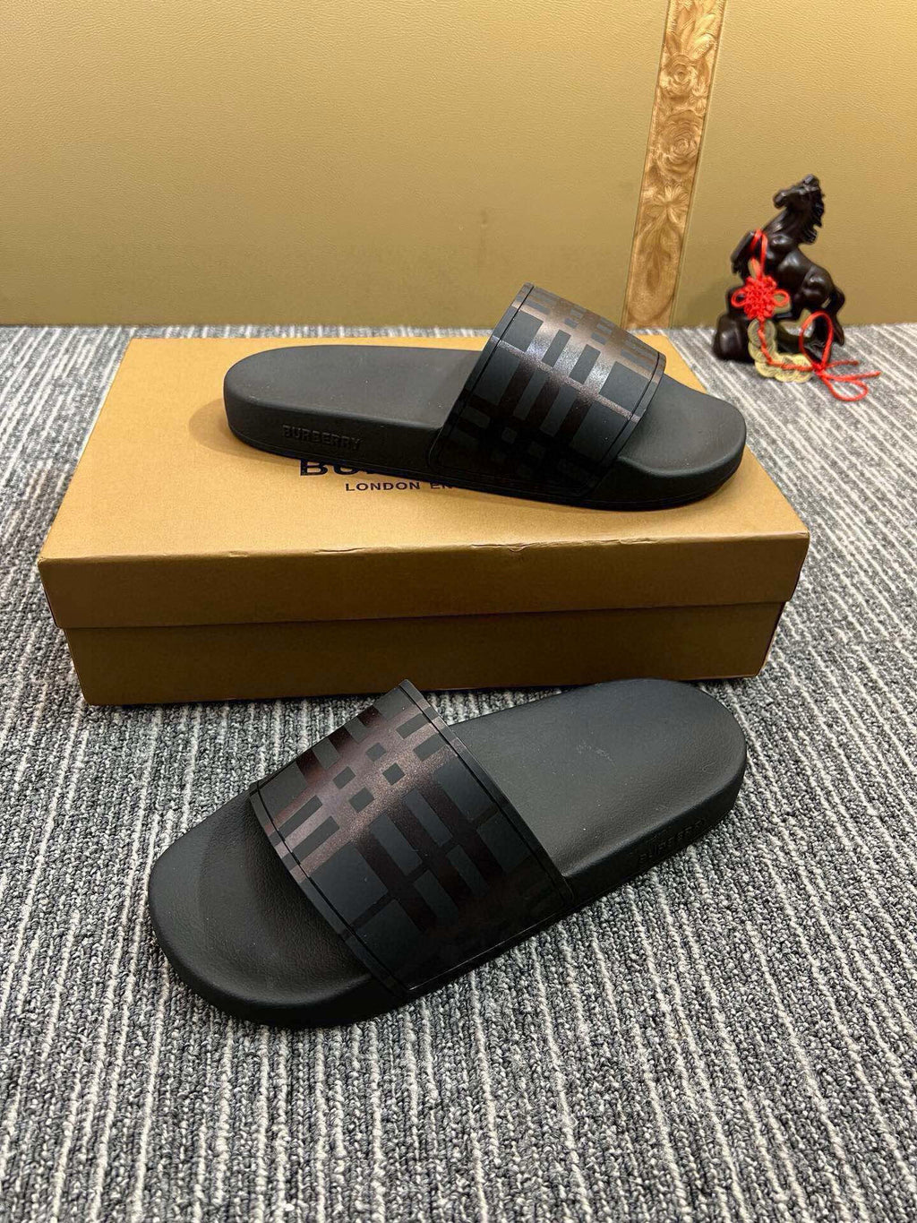 535ZR257Z Popular Slippers