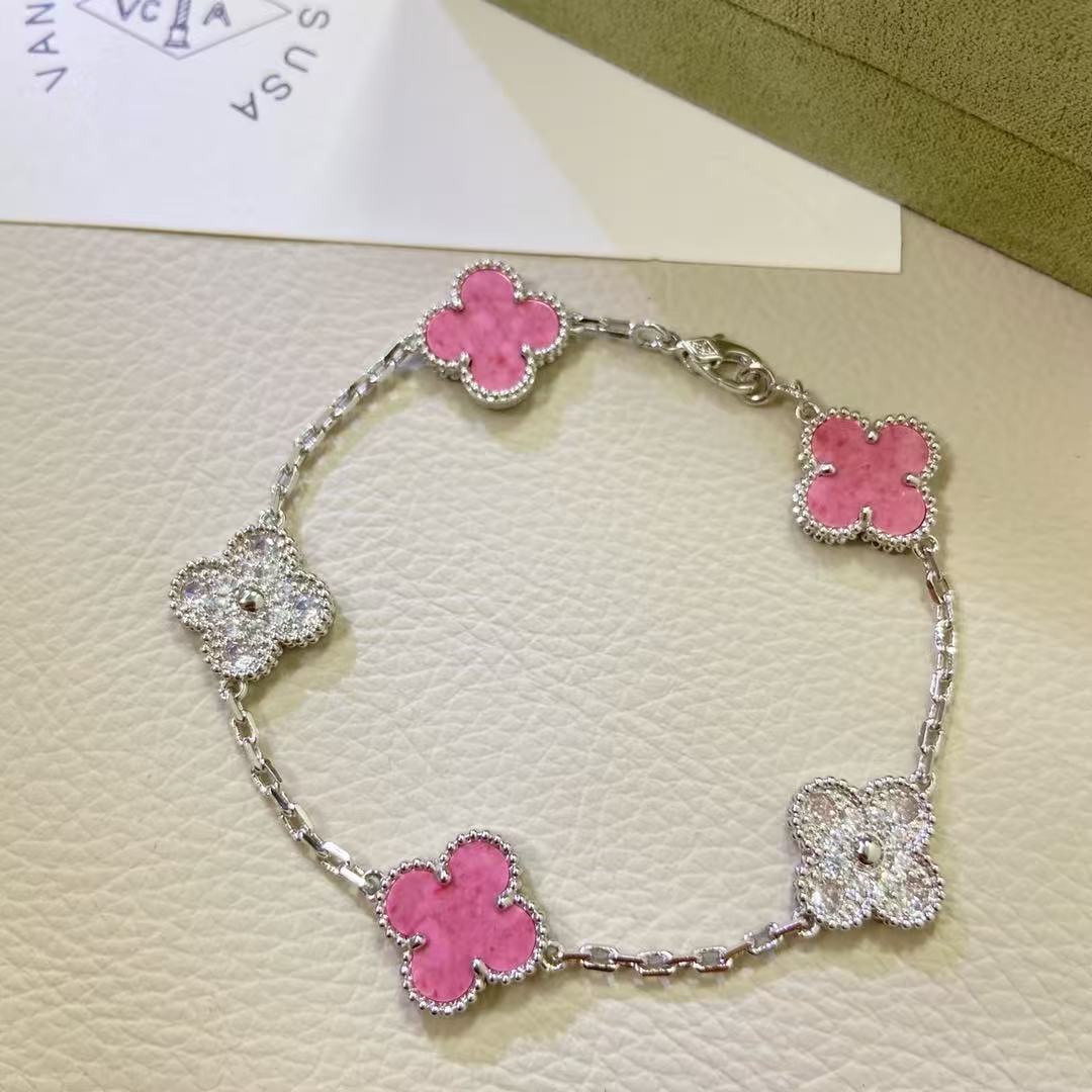 5XVA179K  Popular bracelets 5 flowers normal size1.5cm flower