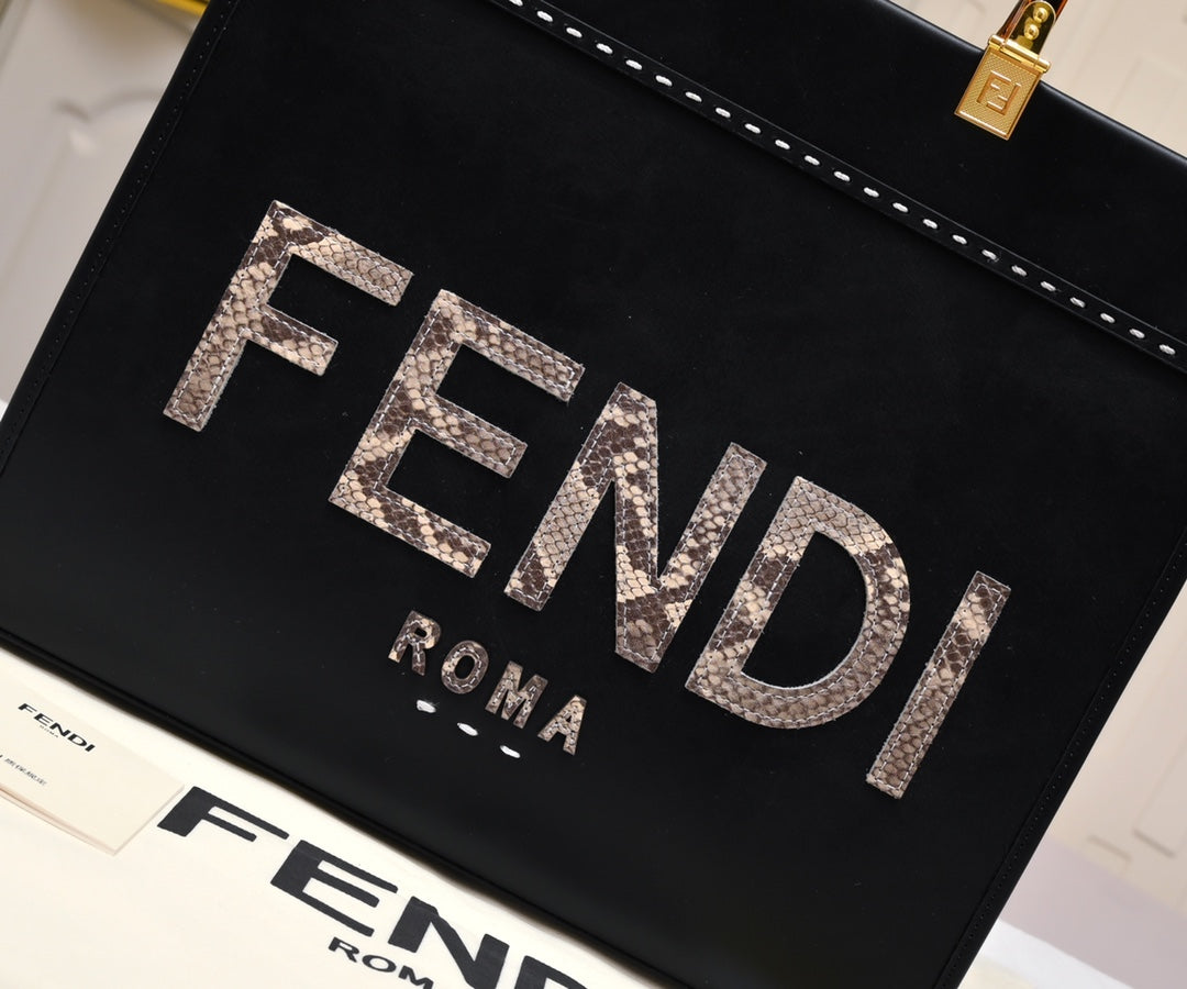 136PF104B Popular leather bag