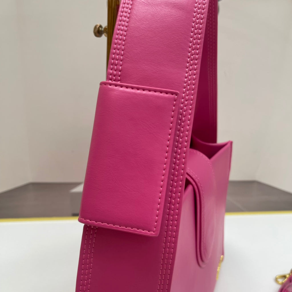 136PA33B Popular leather bag